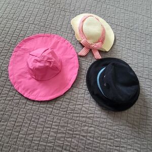 American girl doll Sized hat bundle (3)